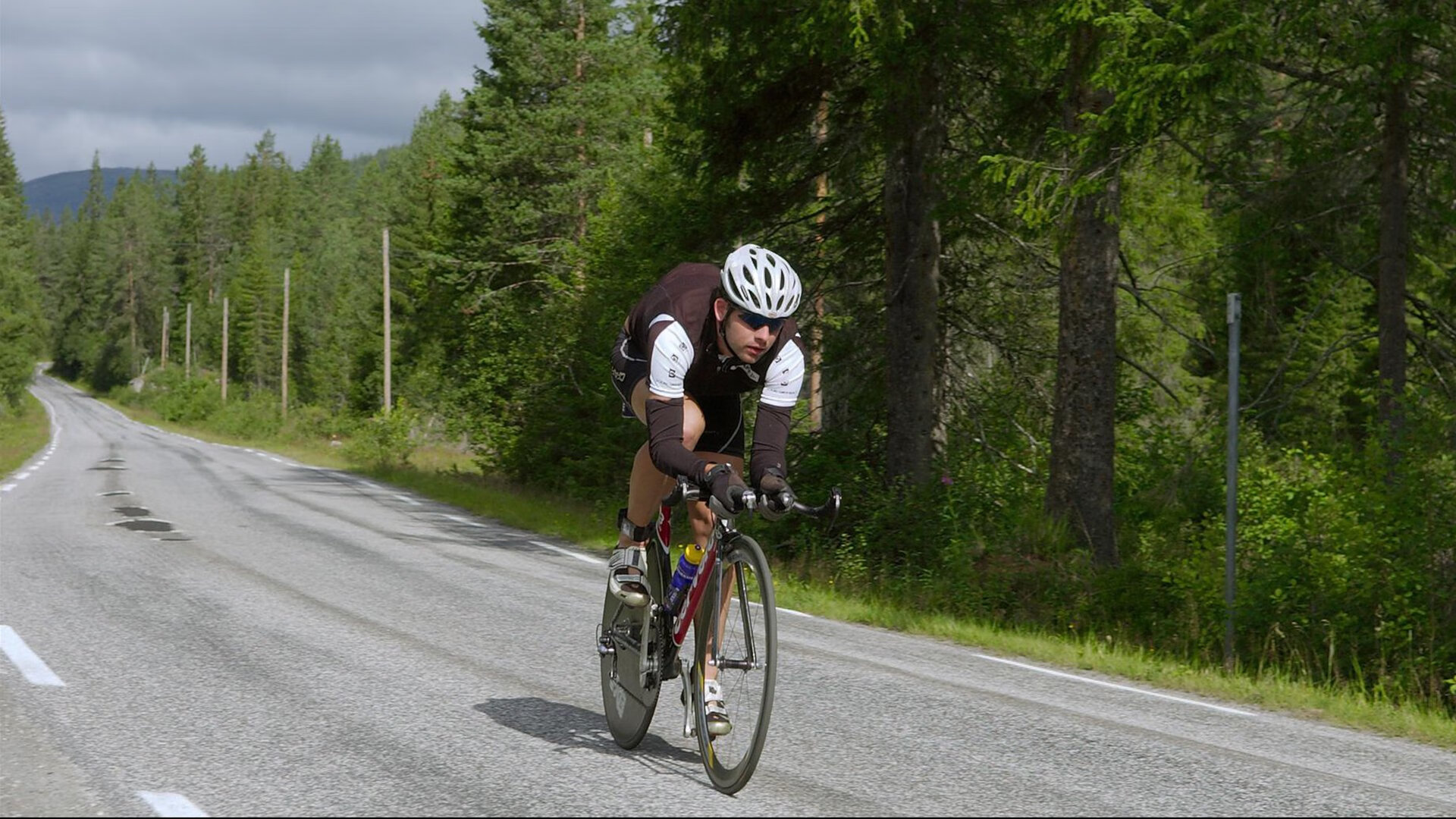 体育精神：比赛中最感人的瞬间与故事，体育比赛精神的名言警句