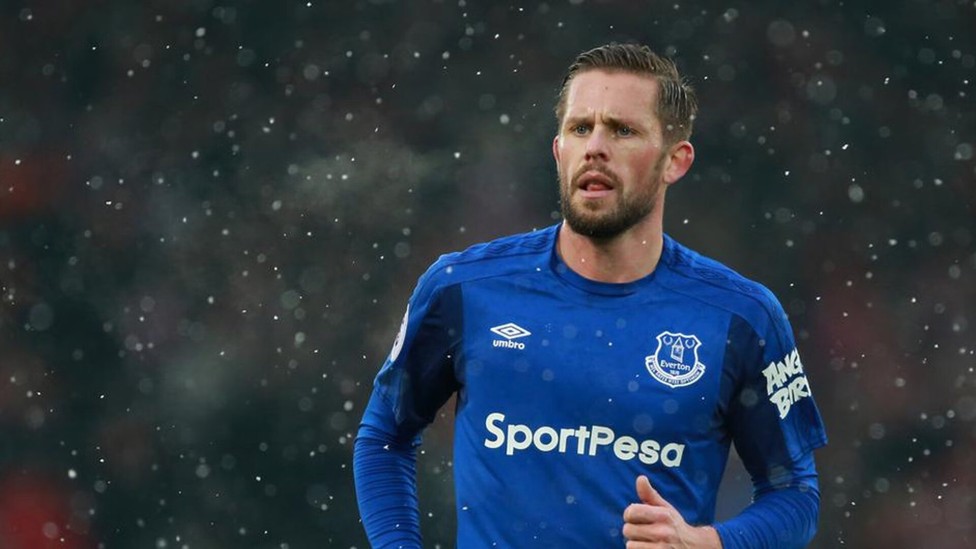 夜色中快闪跑，点亮城市的运动夜景，夜跑夜景的说说